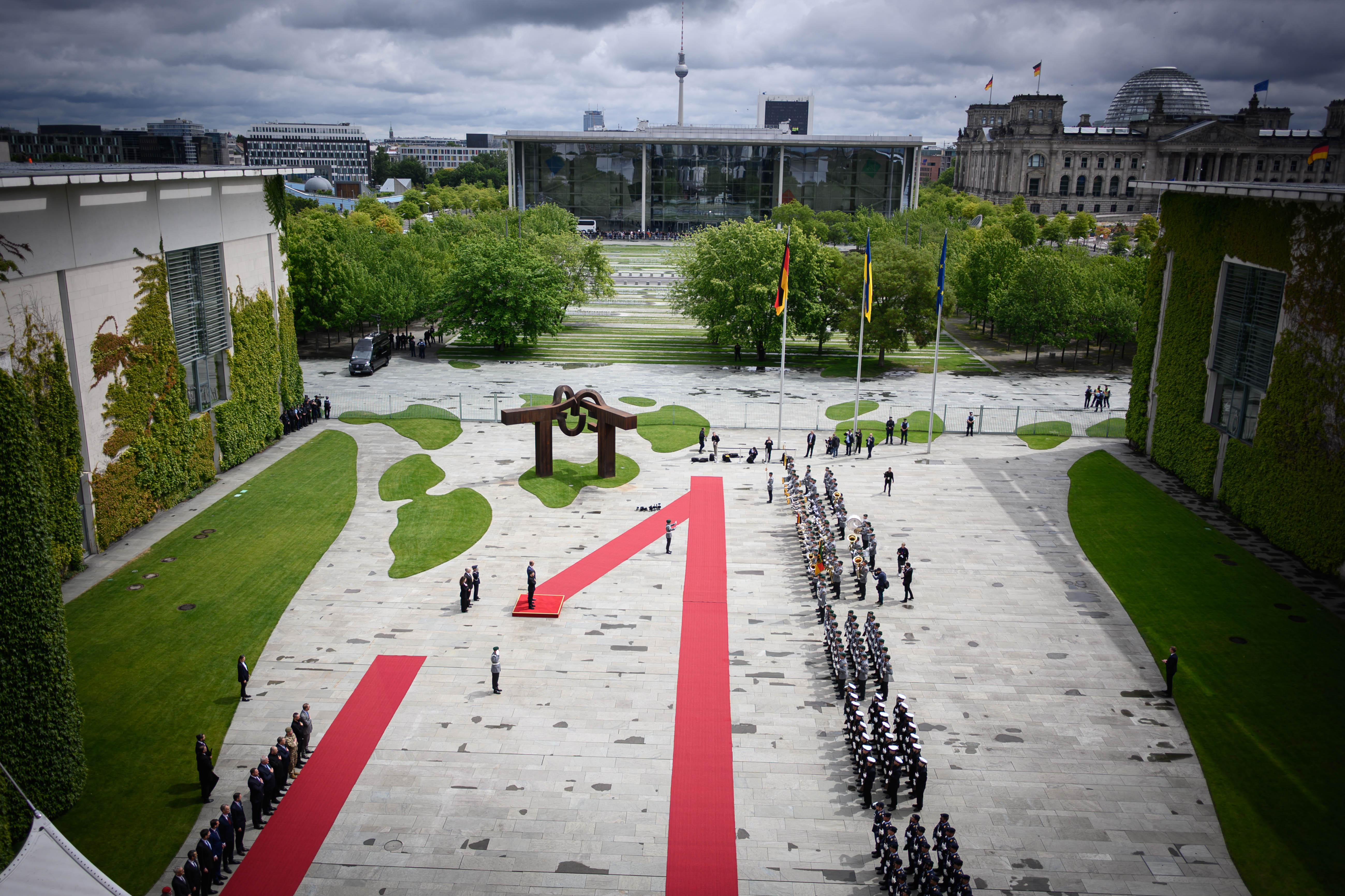 Berlin, Bundeskanzler Friedrich Merz trifft Wolodymyr Selenskyj