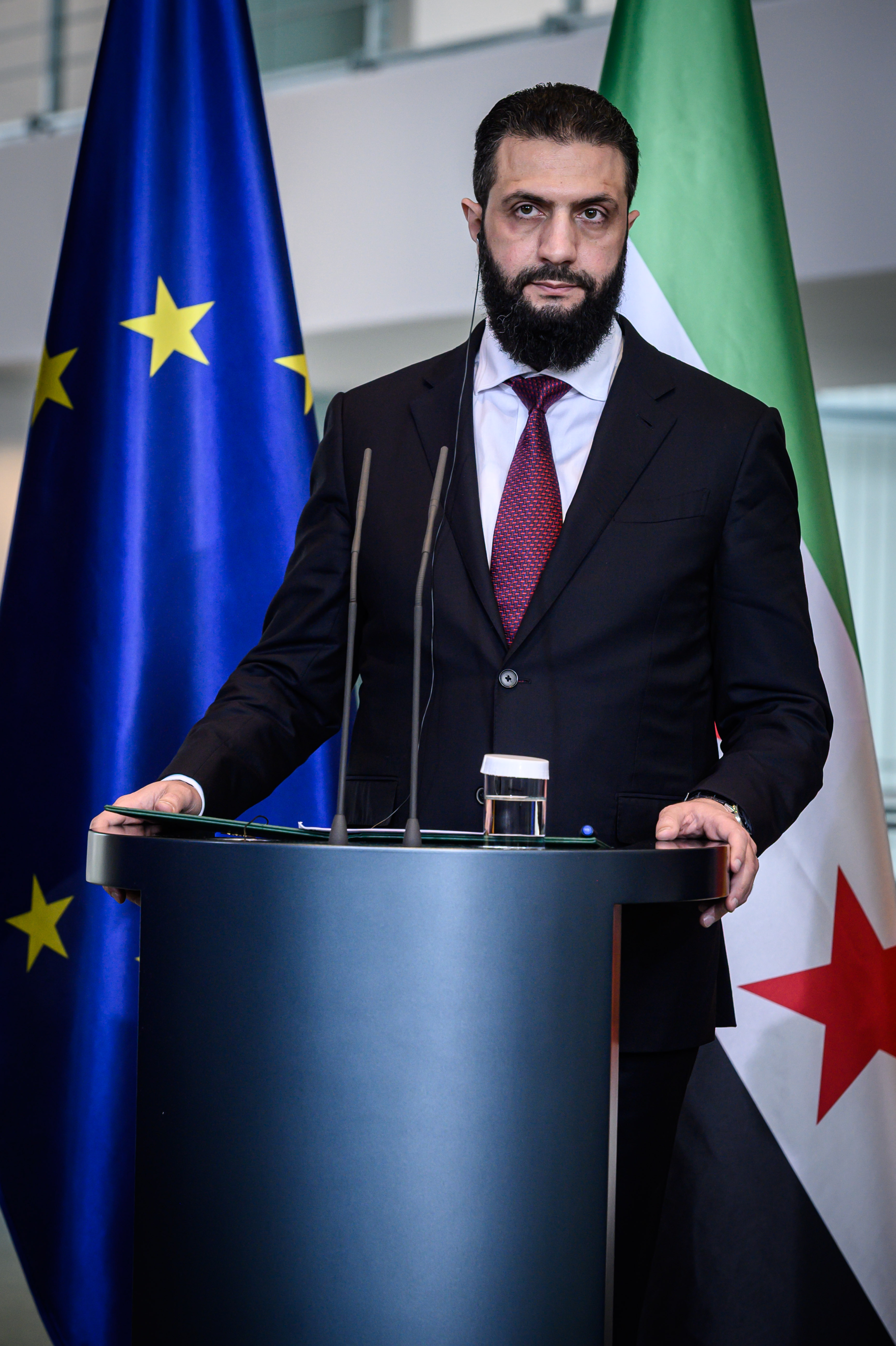 Berlin, Friedrich Merz trifft Ahmed al-Scharaa