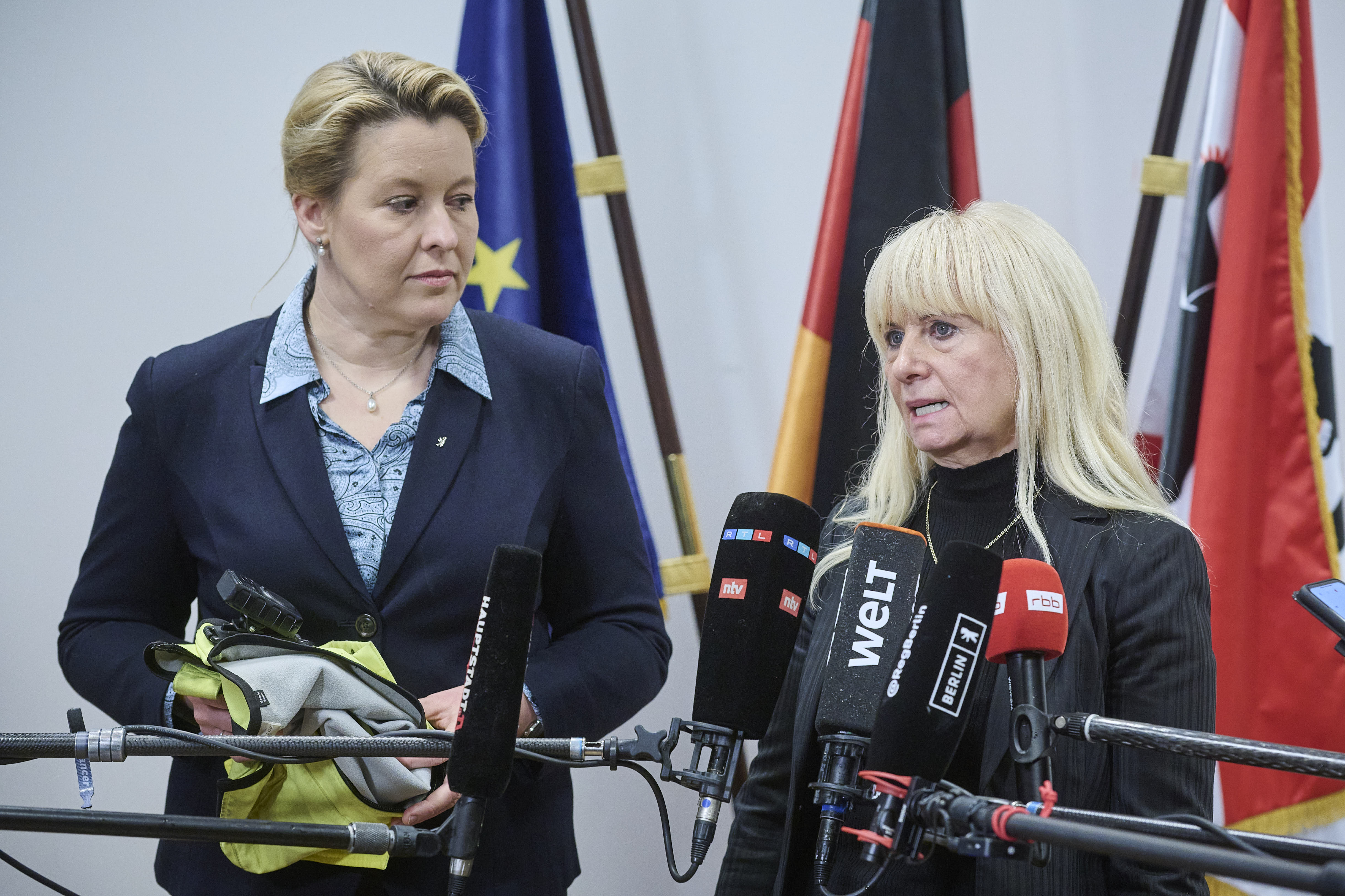 20230104_AdoraPress_GiffeySprangerPolizeiwache_2027