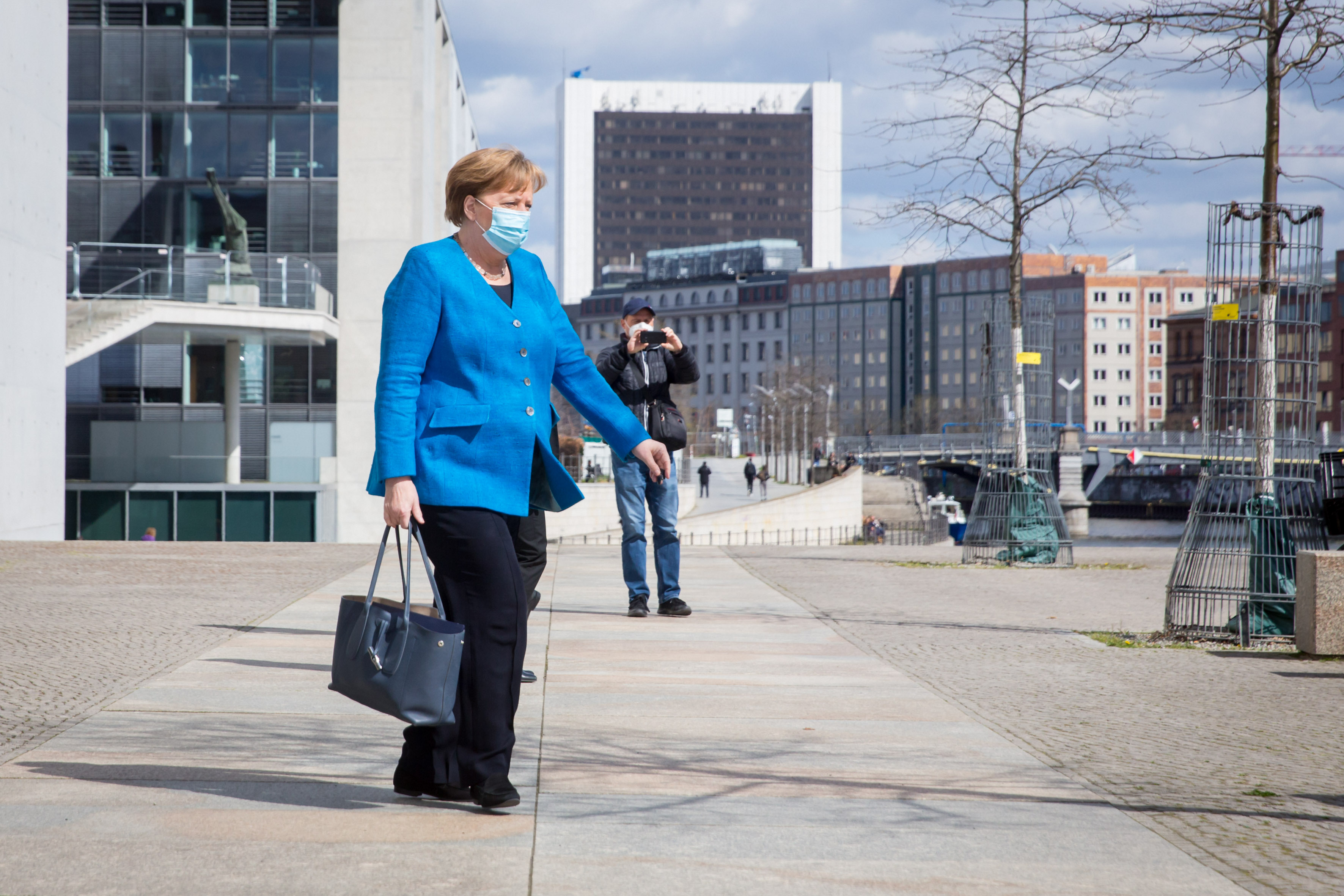 20210423_AdoraPress_MerkelWirecard_283