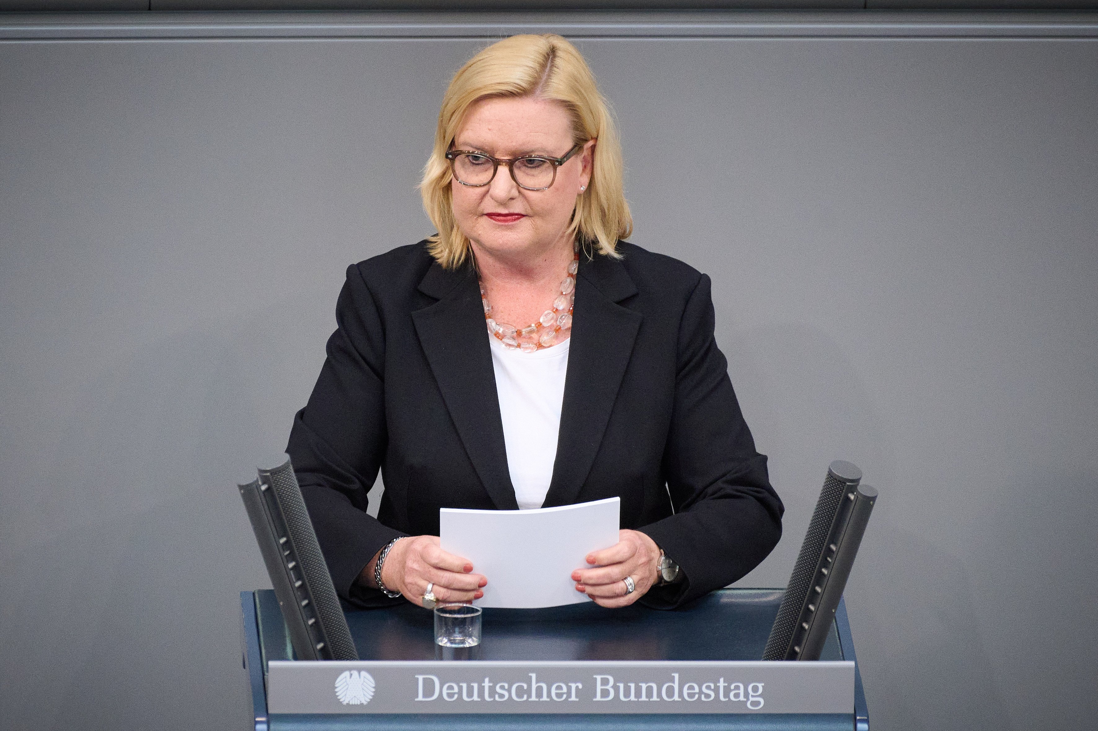 20220429_AdoraPress_PlenarsitzungBT2904_295