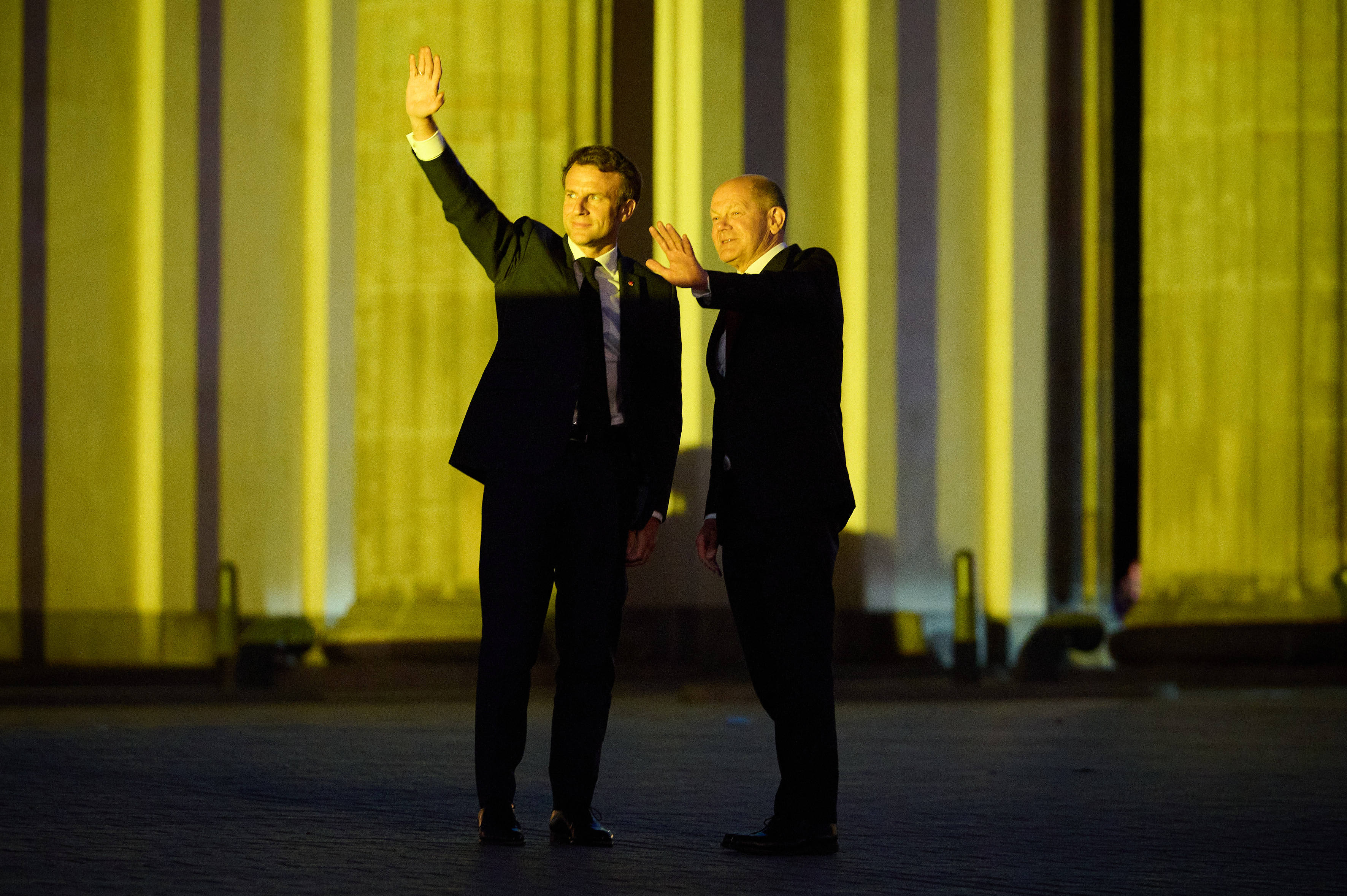 20220509_AdoraPress_ScholzMacronBrandenburgerTor_708