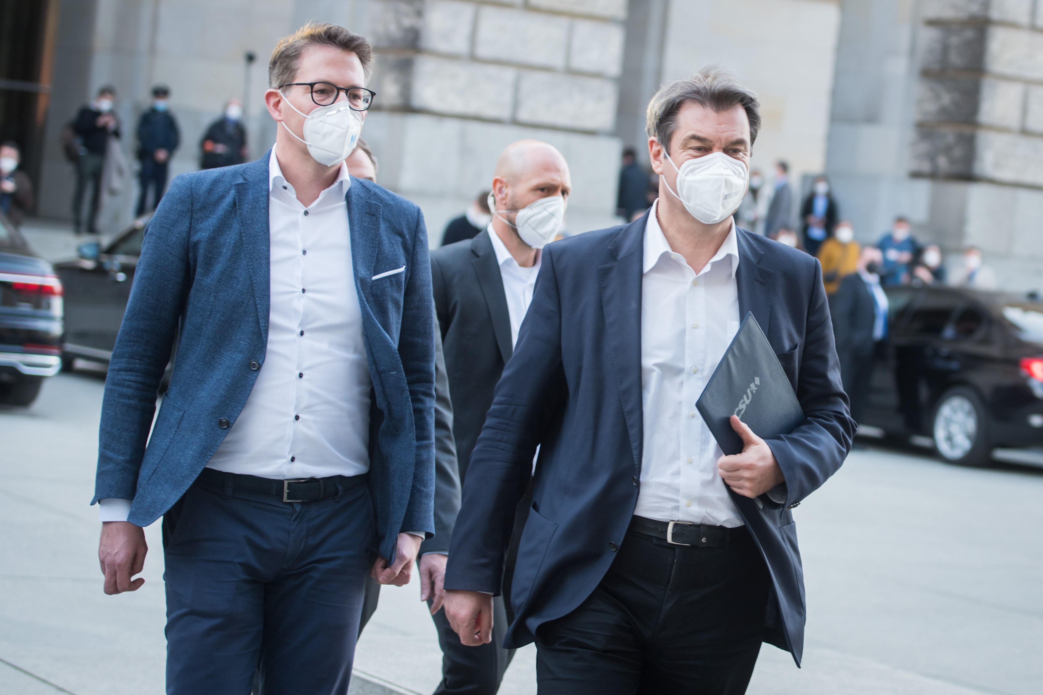 20210413_AdoraPress_StatementSoeder_33